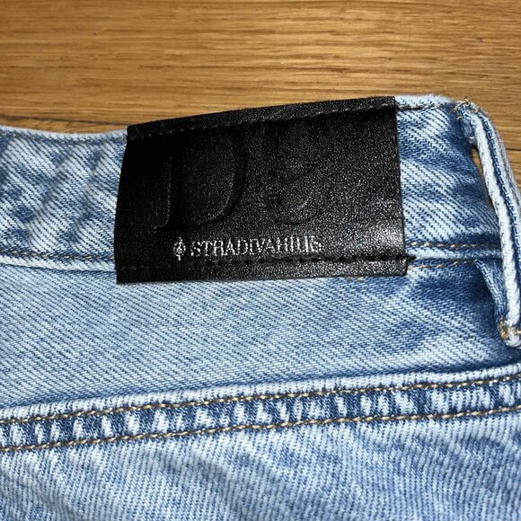 Stradivarius 90's Light Blue Distressed Denim - Ripped Knees Jeans - Size 0 - Picture 4 of 7